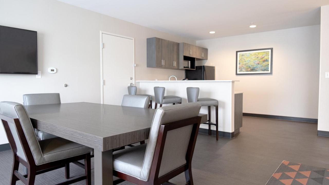 ฮอลิเดย์ อินน์ ฟิลาเดลเฟีย เวสต์ - เดรกเซล ฮิลล์ Drexel Hill ภายนอก รูปภาพ